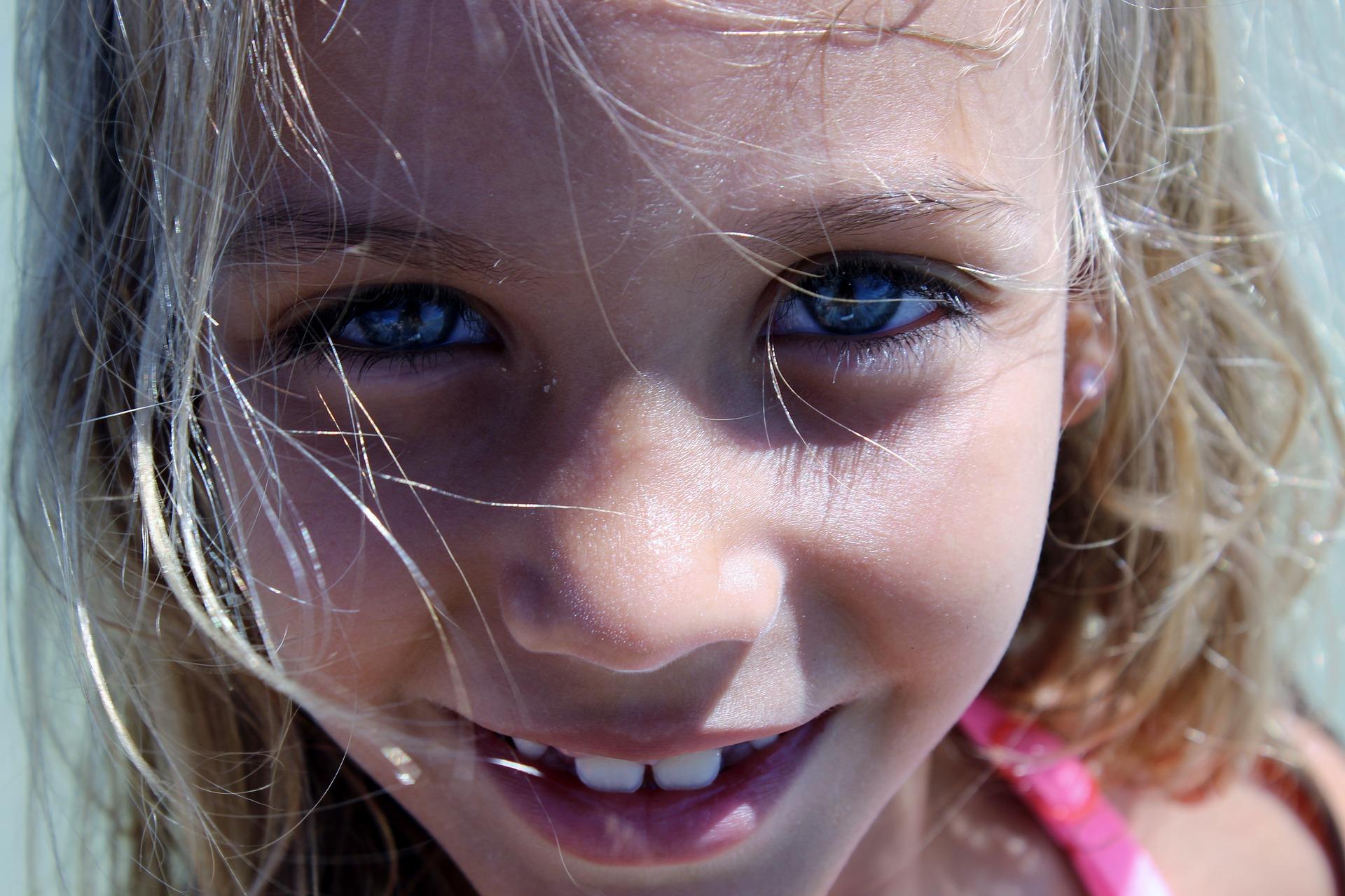 eyes-1798416_1920