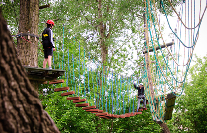 OŚRODEK “ZŁOTY GROŃ” W ISTEBNEJ W BESKIDACH
