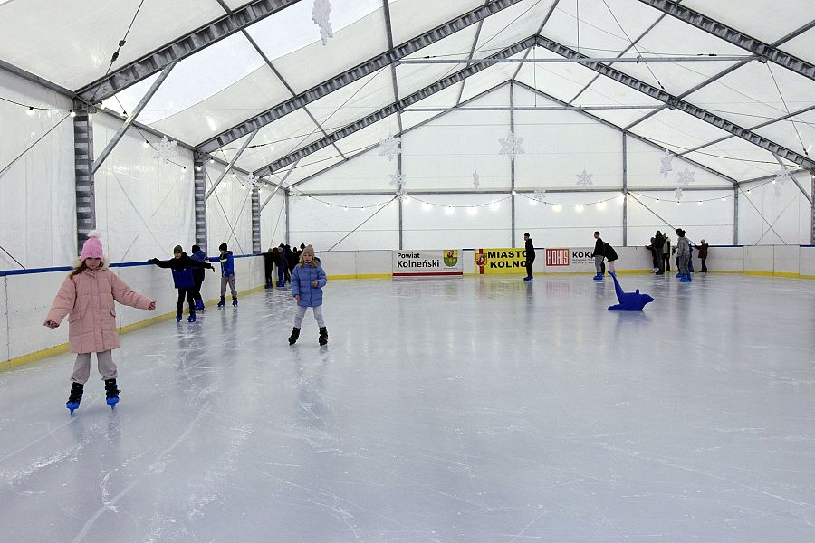 KRYTE SZTUCZNE LODOWISKO – KOLNO