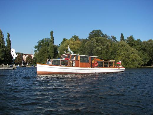 TRAMWAJ WODNY W SZCZECINKU