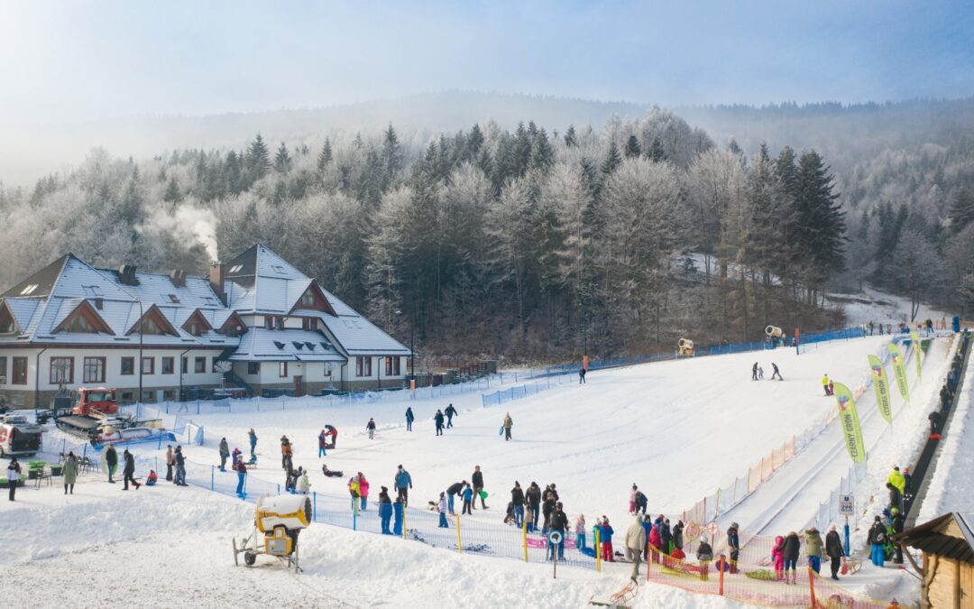 STACJA NARCIARSKA CZARNY GROŃ