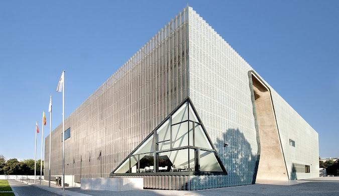 MUZEUM HISTORII ŻYDÓW POLSKICH – POLIN