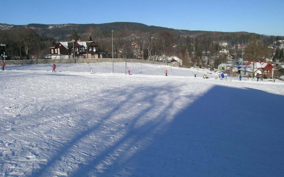 WYCIĄG NARCIARSKI PIETKIEWICZÓWKA W SZKLARSKIEJ PORĘBIE