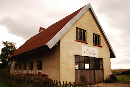 JASTARNIA – MUZEUM RYBACKIE POD STRZECHĄ