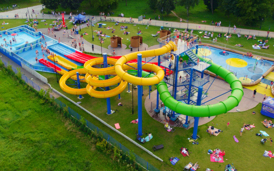 BASEN LETNI I WODNY PLAC ZABAW – CIECHOCINEK